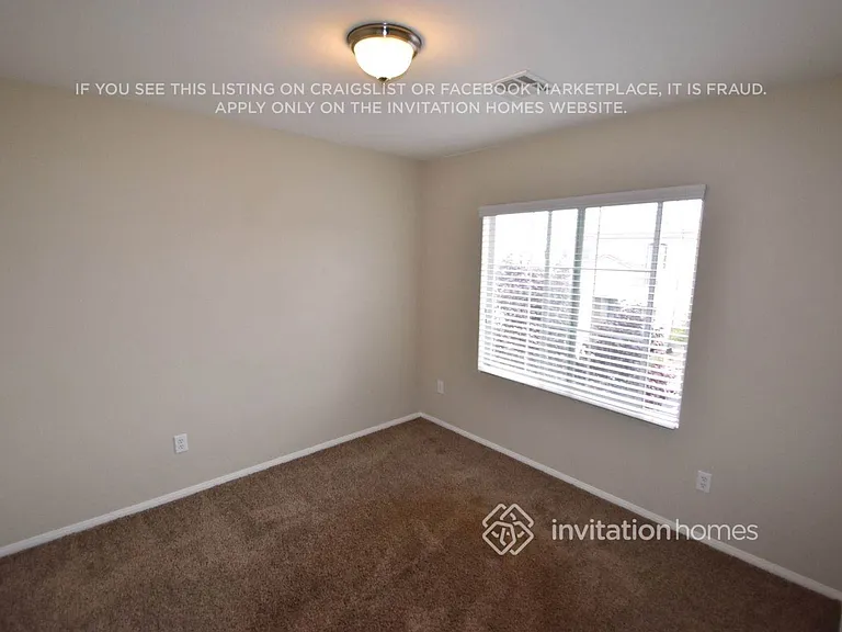 10437 Amber Night St — Photo 12