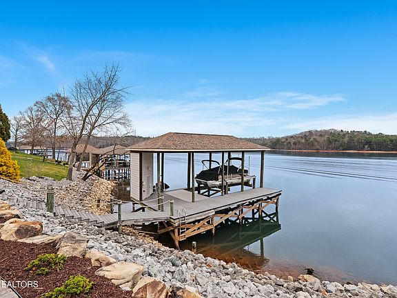 3rd image of 130 Towhee Dr