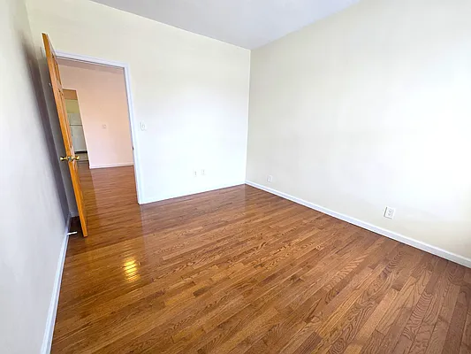 Rented by Azure Realty NY LLC | media 14