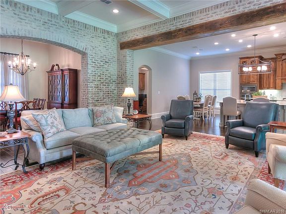 5th image of 423 Oakwood Trace Ct