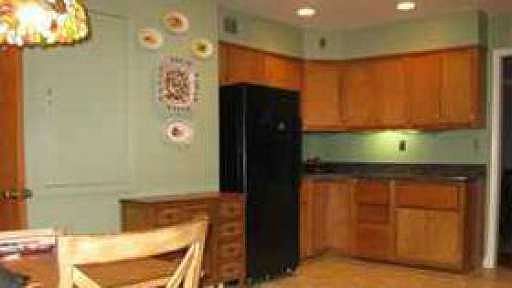 5th image of 7510 Persimmon Tree Ln