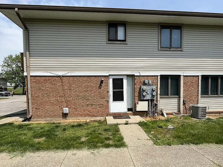 6458 Lupine Ter — Photo 1