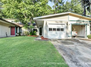 1325 Ellis Trace Dr W, Jacksonville, FL 32205