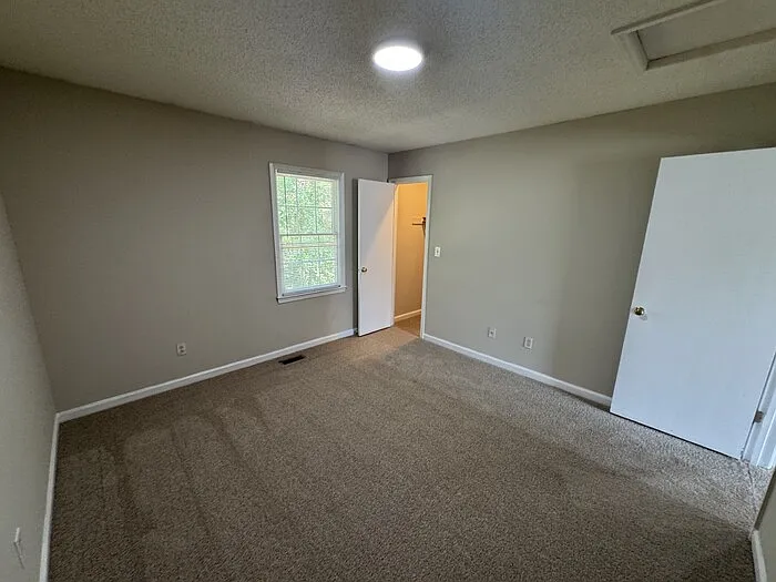 2910 Faversham Pl — Photo 16