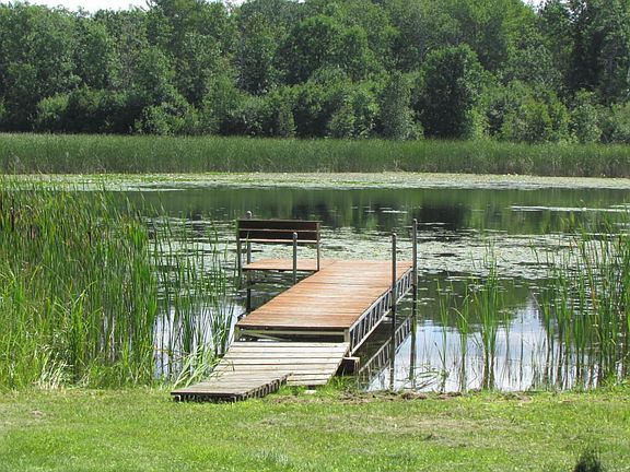 3rd image of 20664 Fawn River Dr