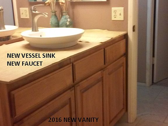 4th image of 20410 N 33rd Dr