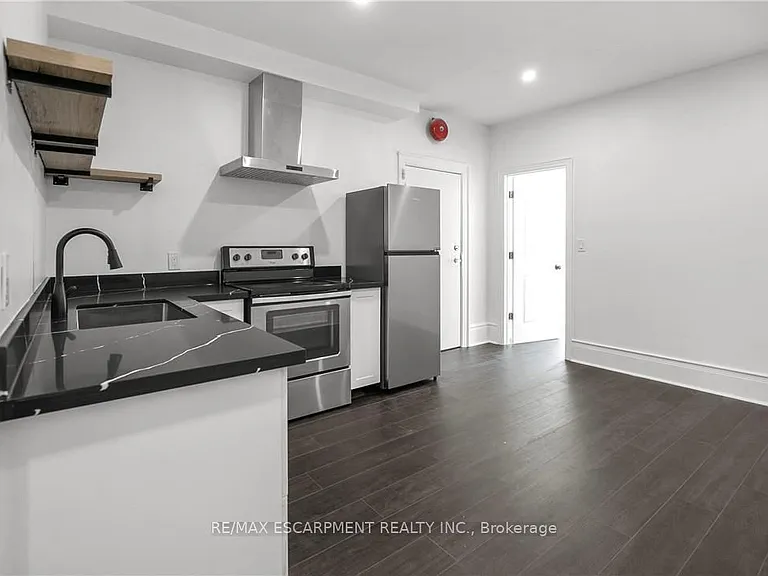 63 John St S #302 — Photo 9
