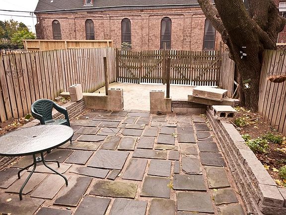 Private patio w/view of optional parking