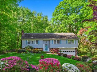 54 Knowlton Ave, Mount Kisco, NY 10549