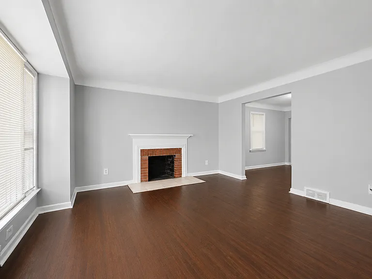 15712 Vaughan St — Photo 15