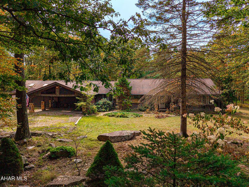 1st image of 602 Blueberry Way
