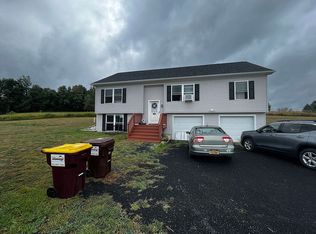 6 Danielson Ln, Westtown, NY 10998