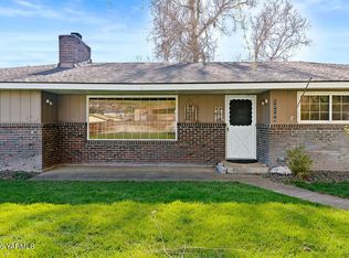 12106 Wide Hollow Rd, Yakima, WA 98908