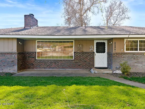 12106 Wide Hollow Rd, Yakima, WA 98908