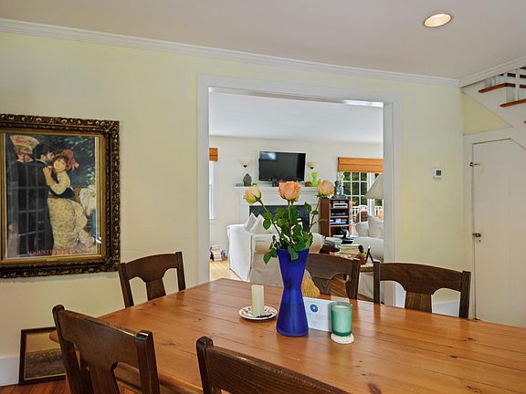 3rd image of 11 Spinner Ln #Eh