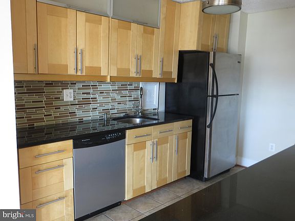 3rd image of 1225 Martha Custis Dr APT 714