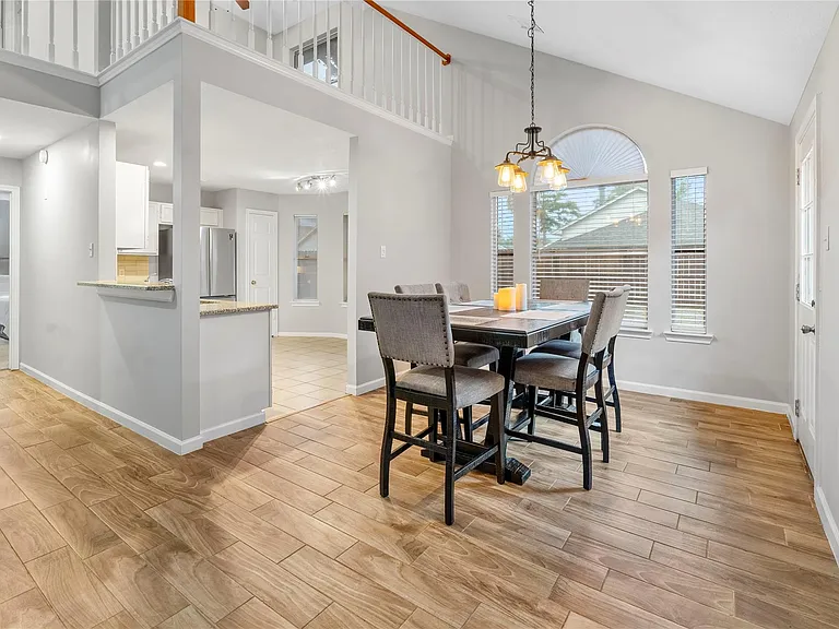 12646 Duchess Ln — Photo 3
