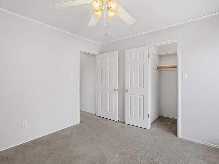 1401 Thibodeaux Dr — Photo 23