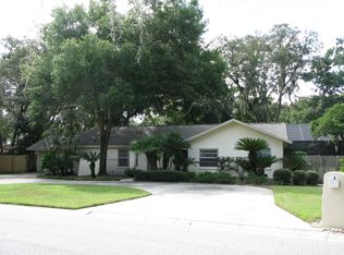 6605 Mid Pl, Temple Terrace, FL 33617