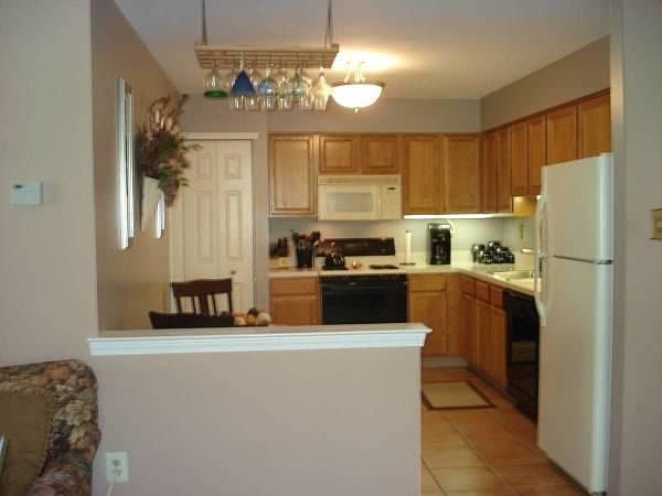 2nd image of 478 Stoneglen St