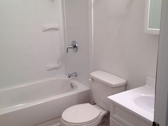 3rd image of 1385 Leisure Ln APT 82