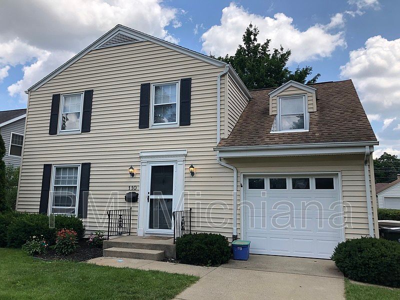 1st image of 110 N Hawthorne Dr