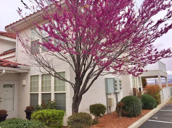 1200 Glen Canyon Dr #13, Page, AZ 86040