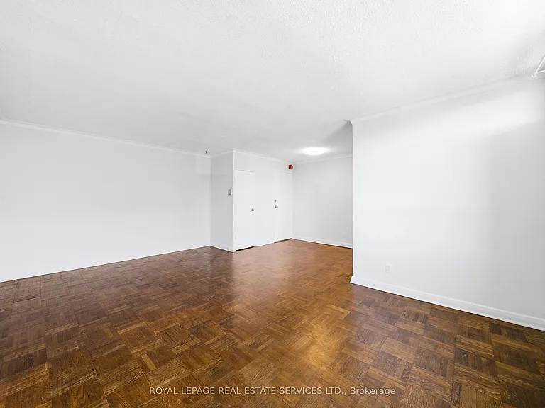 172 Berry Rd #104 — Photo 8