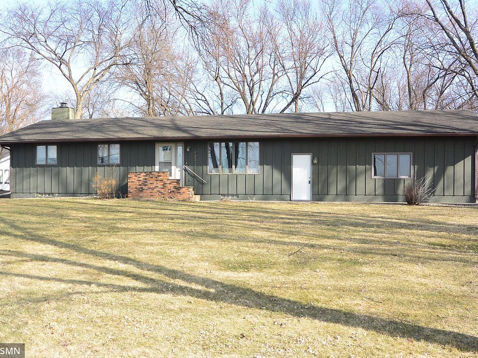 1st image of 1235 1st St E