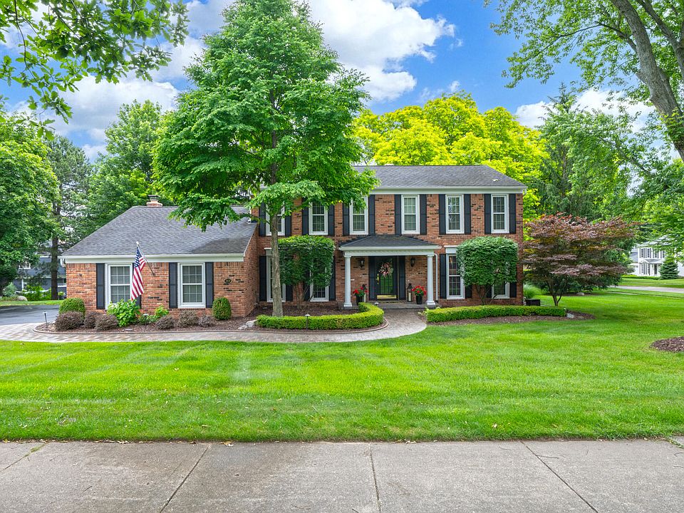 1st image of 864 Great Oaks Blvd