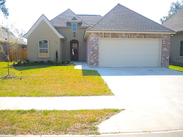 1st image of 205 Cypress View Dr