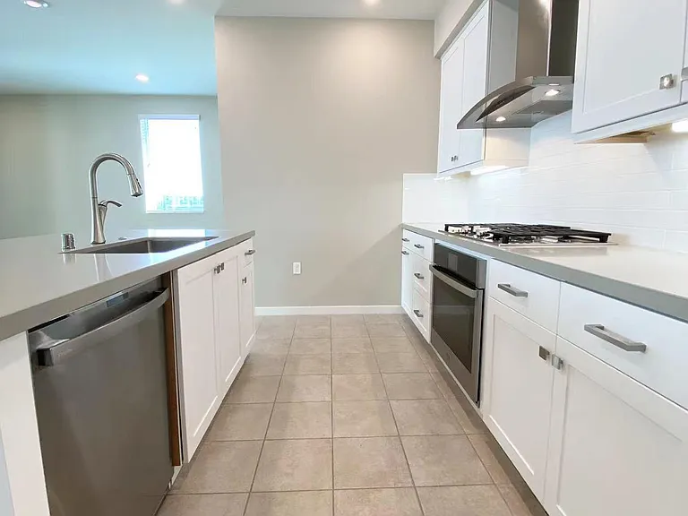 199 Bowery Way — Photo 4