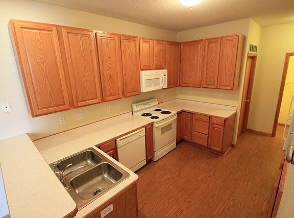 2nd image of 13856 Lily Dr
