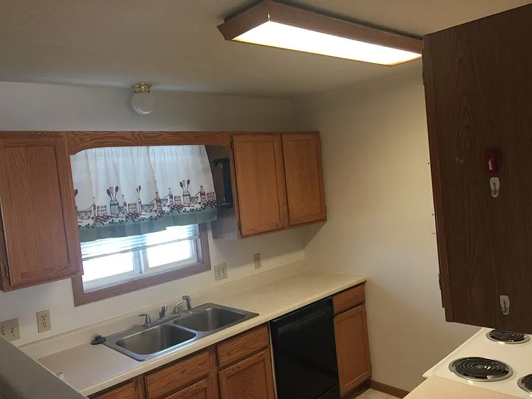 94C Stiles Ave — Photo 4