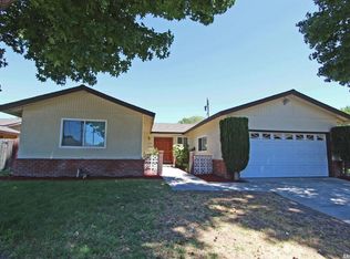 2416 Queenaire Ln, Modesto, CA 95350