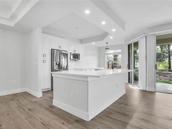 3rd image of 2180 Arielle Dr APT 803
