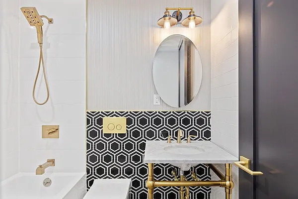 Sold by Keller Williams NYC | media 15