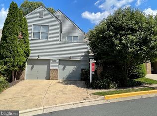 2005 Beacon Pl, Reston, VA 20191