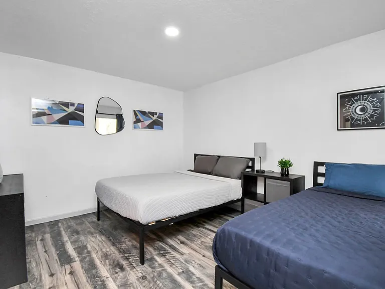 15711 Creekhaven Dr — Photo 31