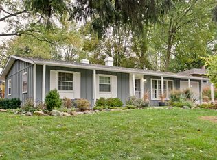 455 Glen Garry Rd, Cary, IL 60013