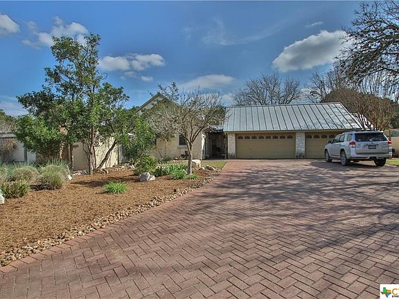 2nd image of 955 Moonglow Ave