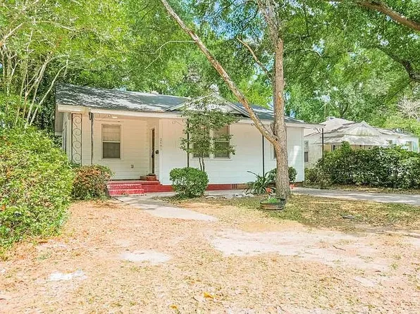 2661 Harvey Ave, North Charleston, SC 29405
