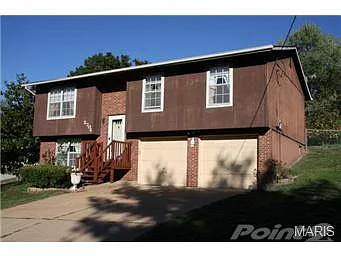 2704 Cathy Ann Dr photo 1