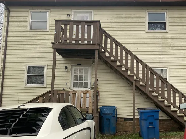 2015 Craven St APT 2, Ramseur, NC 27316