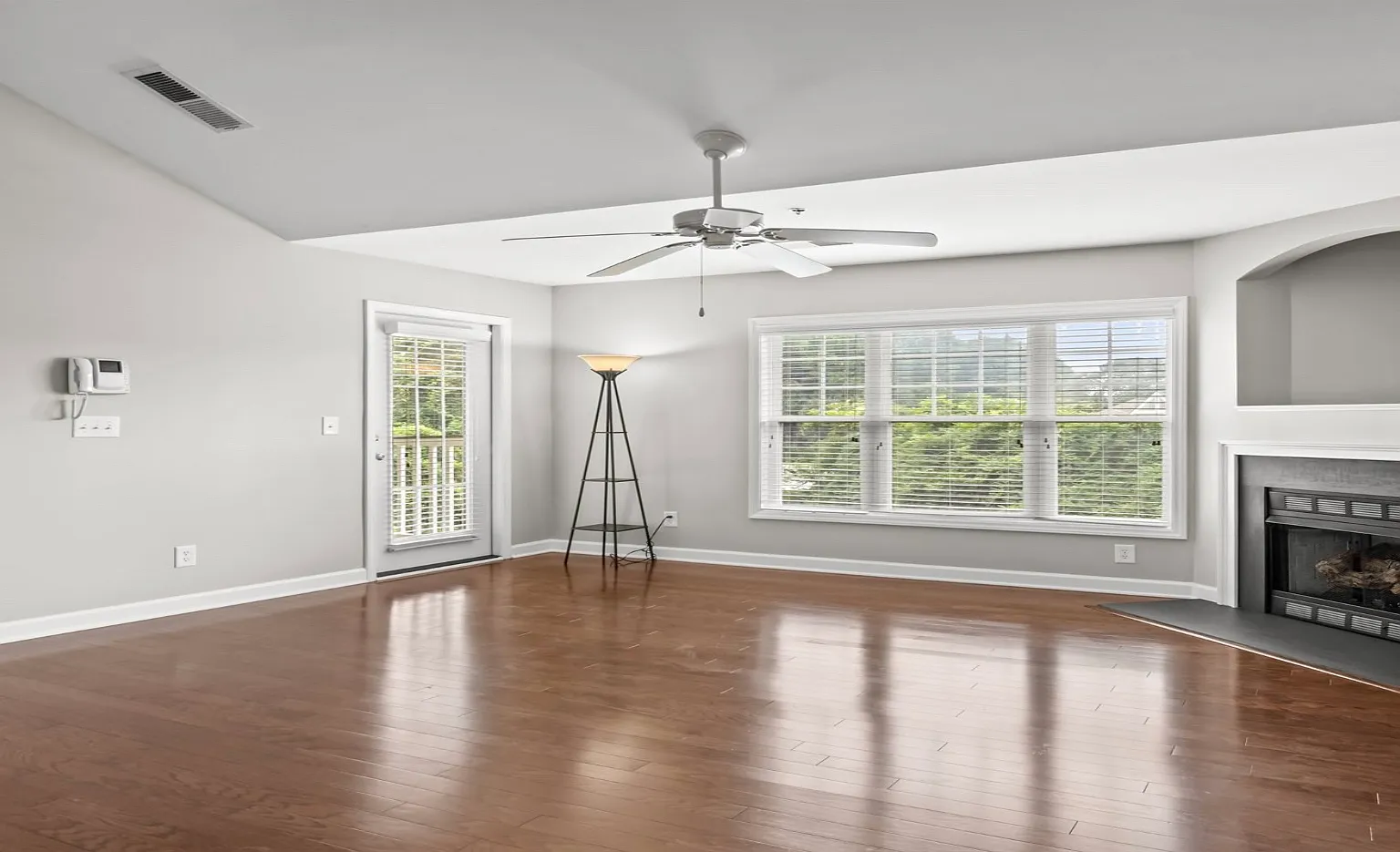 4762 Tatton Park Cir — Photo 1