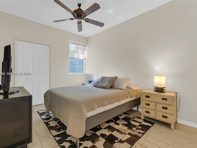 3235 NE 184th St #11103 — Photo 11