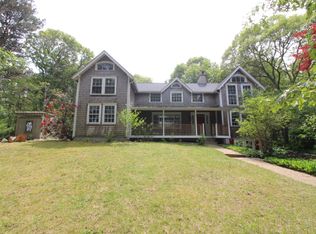 58 Weaver Ct, Tisbury, MA 02568