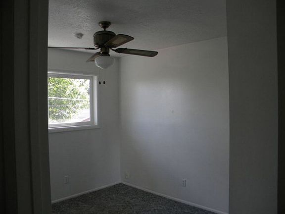 5th image of 740 Moonlite Dr