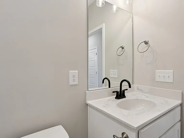 2815 Trenton Rd — Photo 15