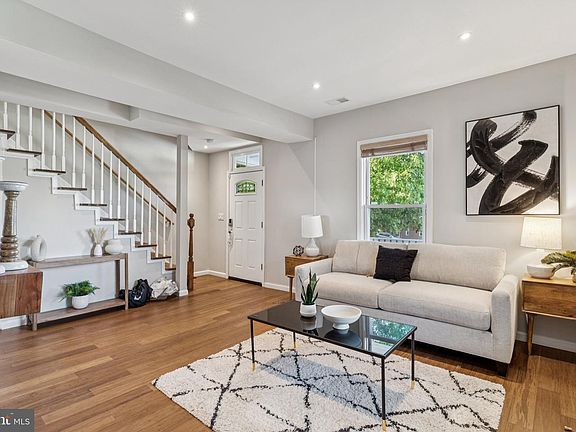 5th image of 4001 Shepherd St